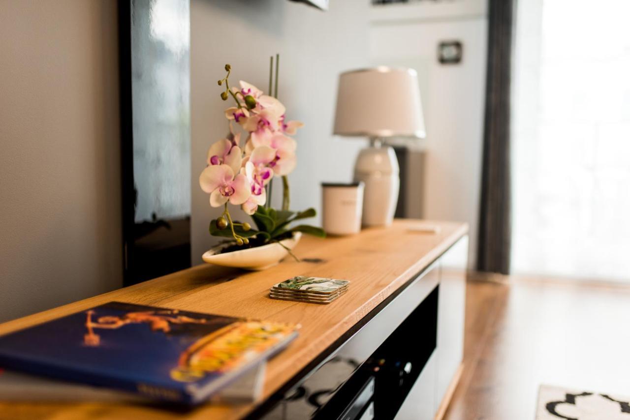 Gdansk Marina 102 - Old Town Apartment 55M2 ภายนอก รูปภาพ