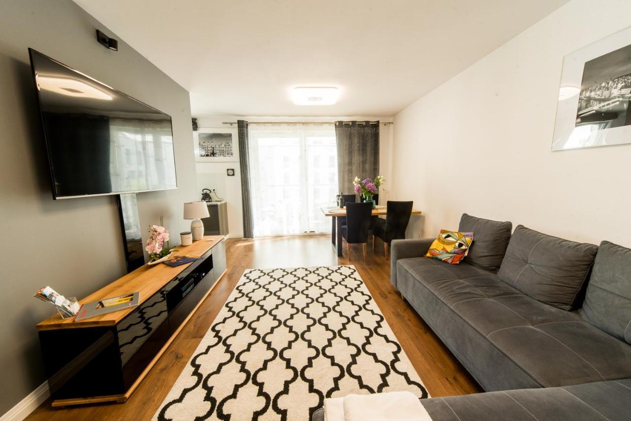 Gdansk Marina 102 - Old Town Apartment 55M2 ภายนอก รูปภาพ
